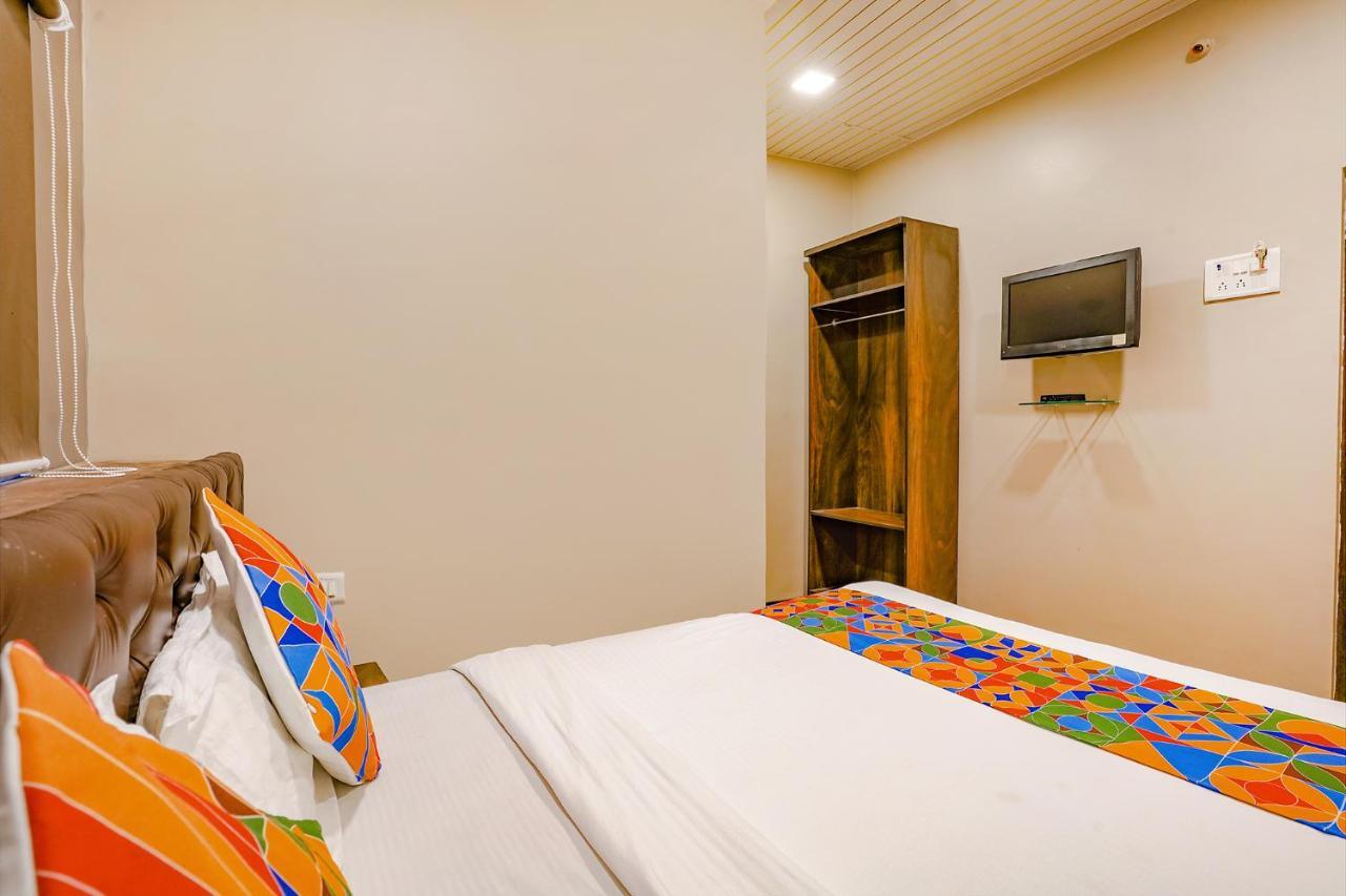 Fabexpress Comfort Stay - Nr Mumbai International Airport Exterior foto